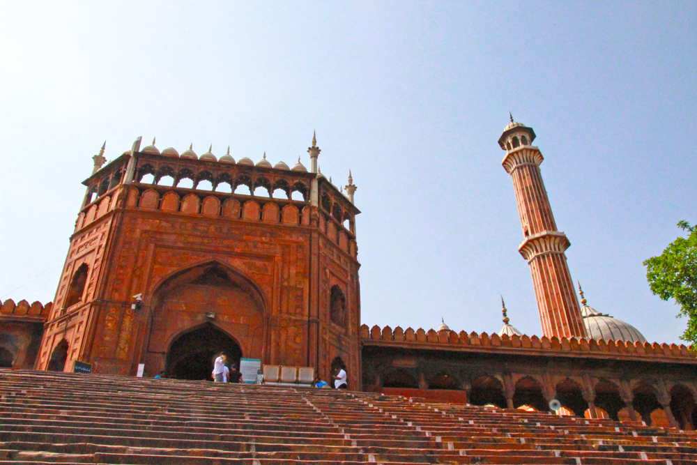 muslim-mosque-delhi-jama-masjid-solo-tour-entrance-tower